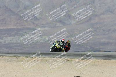 media/Dec-07-2025-CVMA (Sun) [[3e7d2de5dc]]/Race 9-Formula UL Shootout/